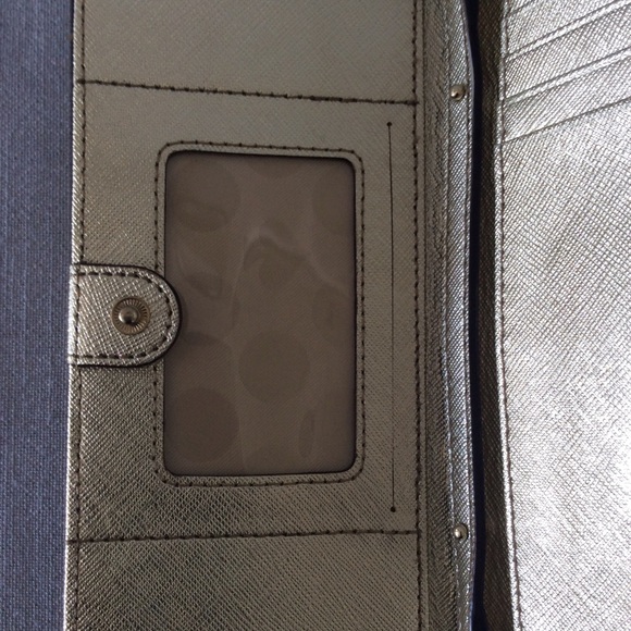 Kate Spade New York Crossbody Wallet New - Picture 11 of 13